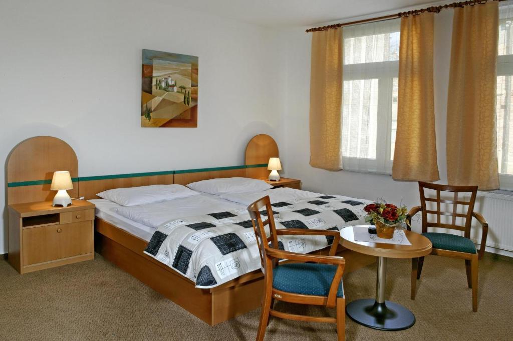 Hotel Maxim Mariánské Lázně Habitación foto